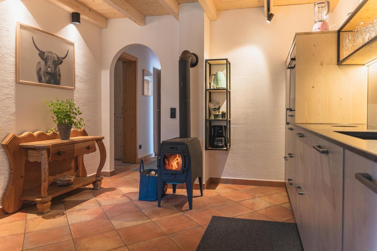 Dorfchalets & Apartments - Authentic Experience In Centre Of Kaprun Including Tauernspa And Summercard 외부 사진