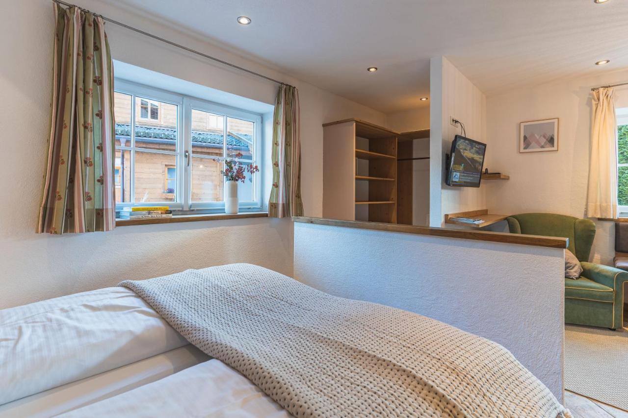 Dorfchalets & Apartments - Authentic Experience In Centre Of Kaprun Including Tauernspa And Summercard 외부 사진