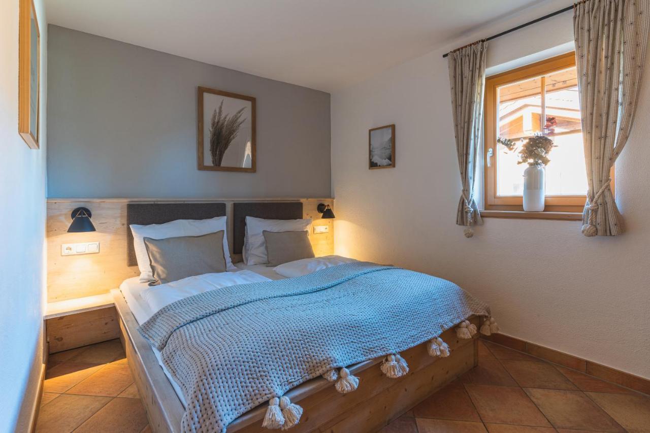 Dorfchalets & Apartments - Authentic Experience In Centre Of Kaprun Including Tauernspa And Summercard 외부 사진