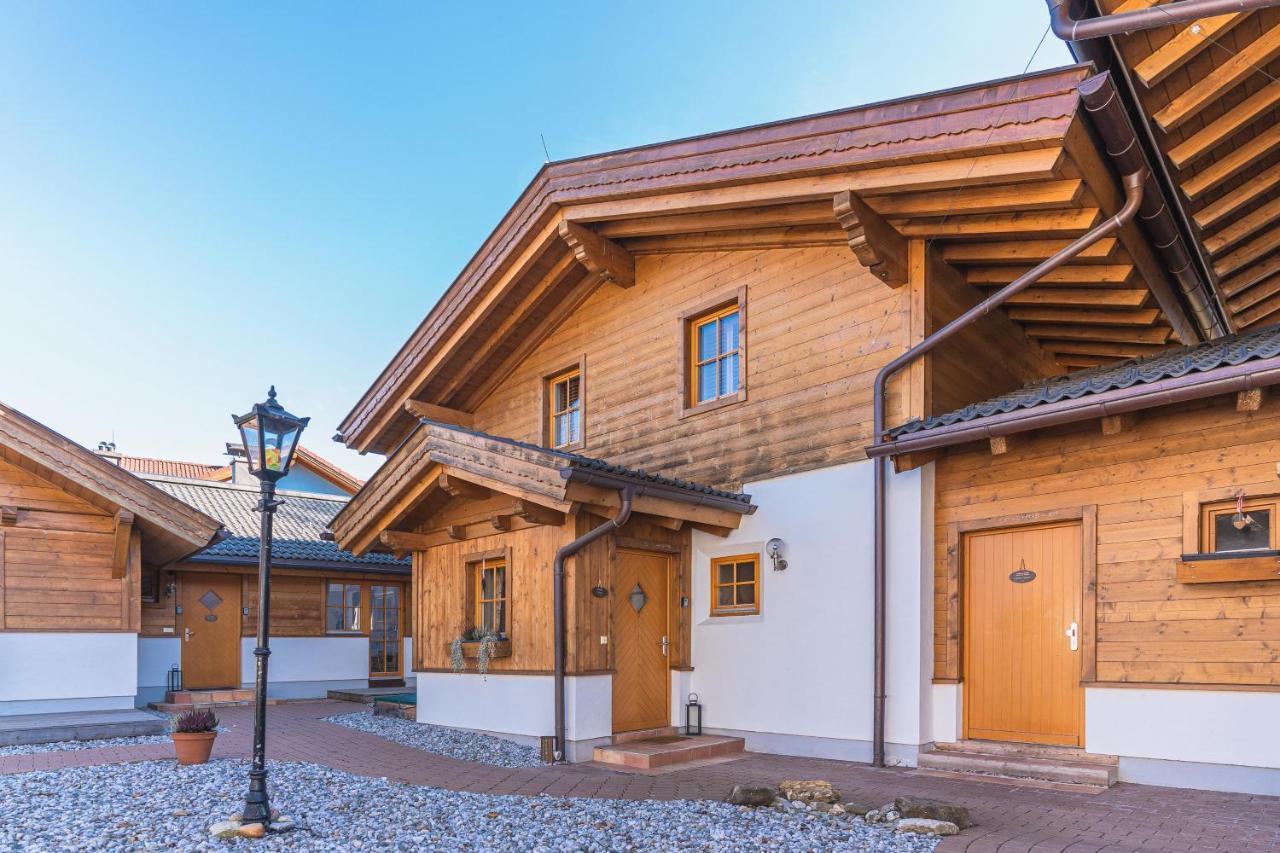 Dorfchalets & Apartments - Authentic Experience In Centre Of Kaprun Including Tauernspa And Summercard 외부 사진
