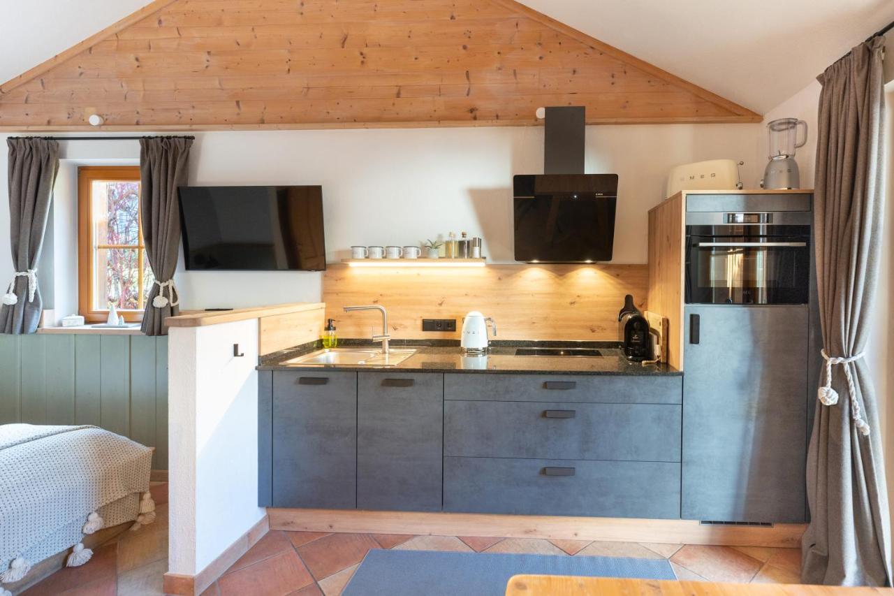 Dorfchalets & Apartments - Authentic Experience In Centre Of Kaprun Including Tauernspa And Summercard 외부 사진