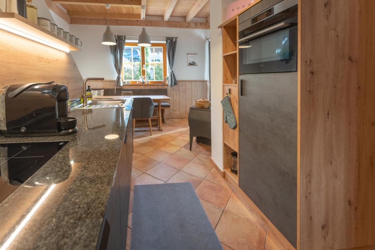 Dorfchalets & Apartments - Authentic Experience In Centre Of Kaprun Including Tauernspa And Summercard 외부 사진