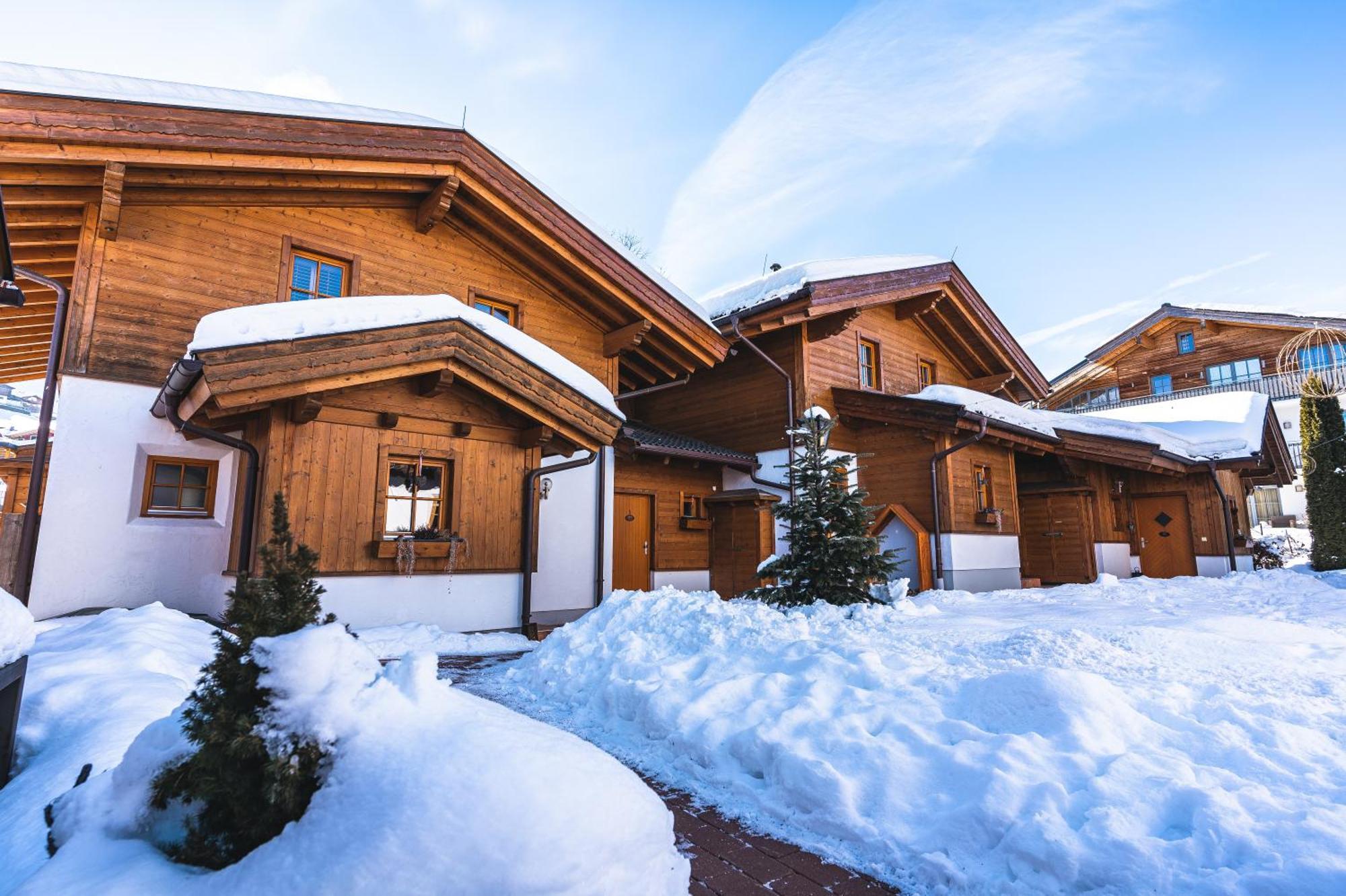 Dorfchalets & Apartments - Authentic Experience In Centre Of Kaprun Including Tauernspa And Summercard 외부 사진