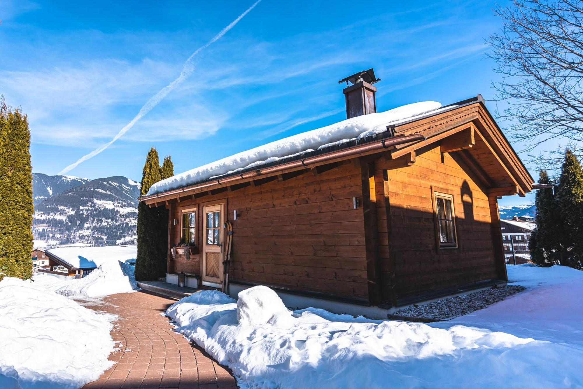 Dorfchalets & Apartments - Authentic Experience In Centre Of Kaprun Including Tauernspa And Summercard 외부 사진