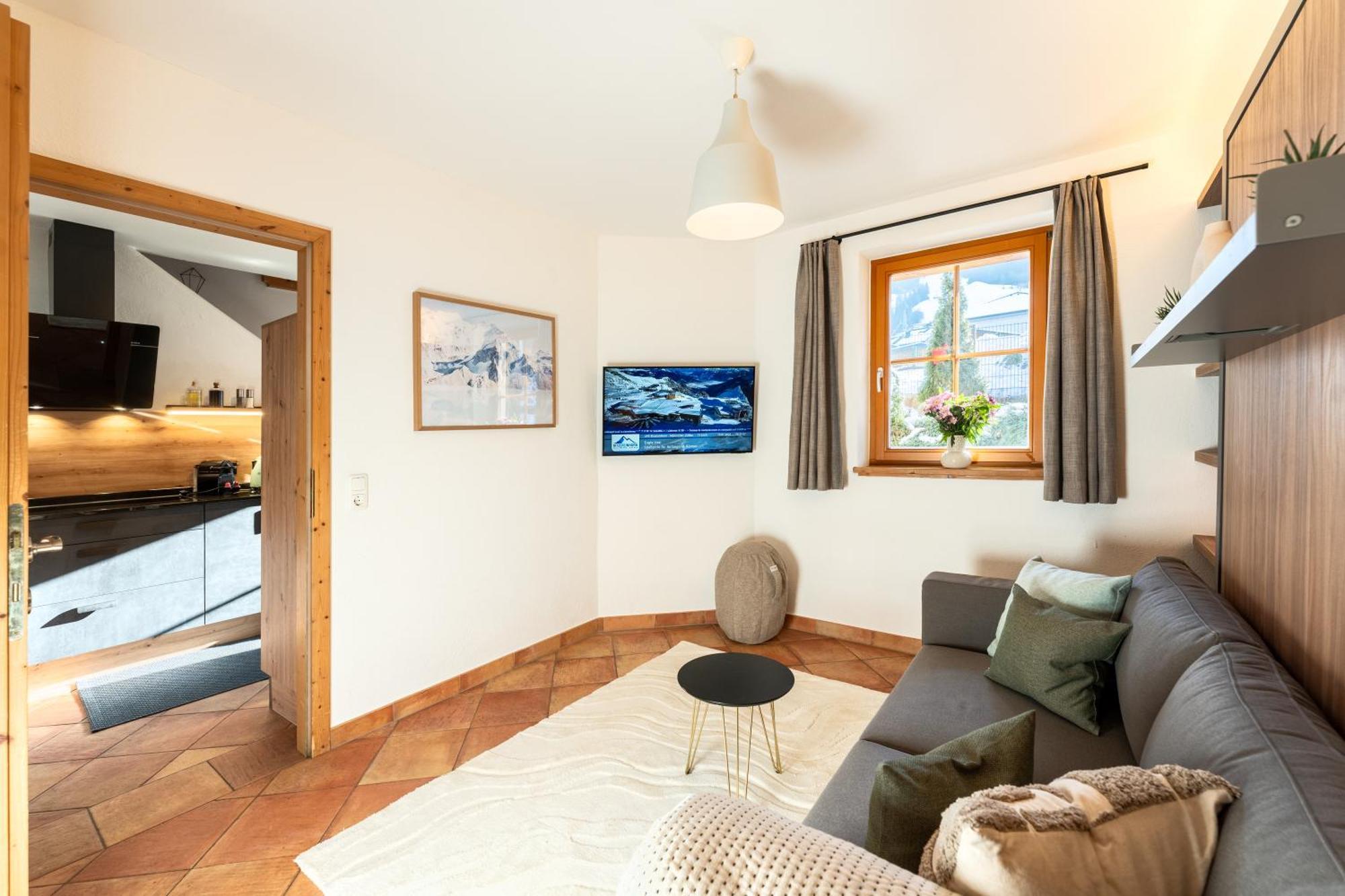 Dorfchalets & Apartments - Authentic Experience In Centre Of Kaprun Including Tauernspa And Summercard 외부 사진