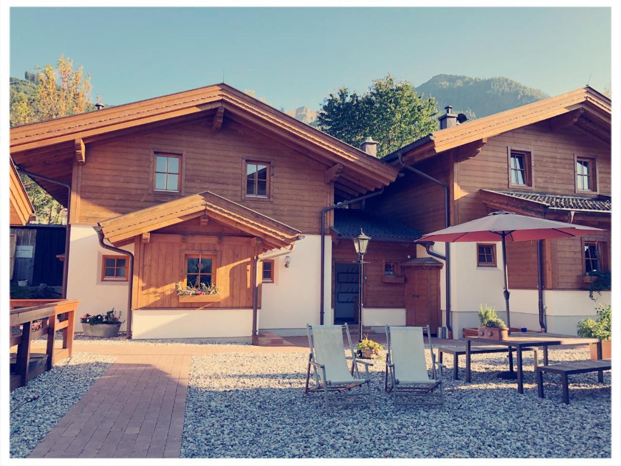 Dorfchalets & Apartments - Authentic Experience In Centre Of Kaprun Including Tauernspa And Summercard 외부 사진
